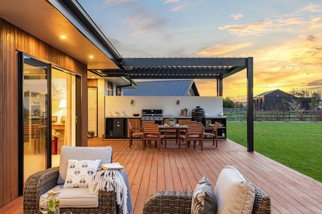 Photo of property in 76 Verdeco Boulevard, Lincoln, 7608