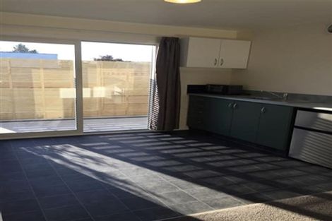 Photo of property in 122 Flaxmere Avenue, Flaxmere, Hastings, 4120