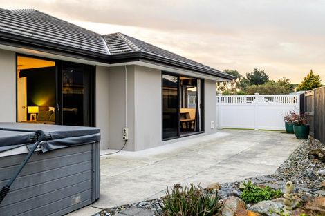 Photo of property in 12 Peckham Lane, Ashhurst, 4810