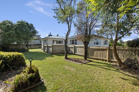 Photo of property in 5 Pembroke Street, Westown, New Plymouth, 4310