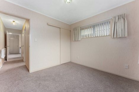 Photo of property in 6 Surrey Lane, Levin, 5510