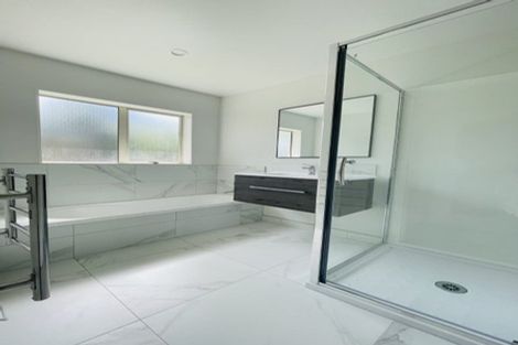 Photo of property in 53 Stratford Road, Manurewa, Auckland, 2105