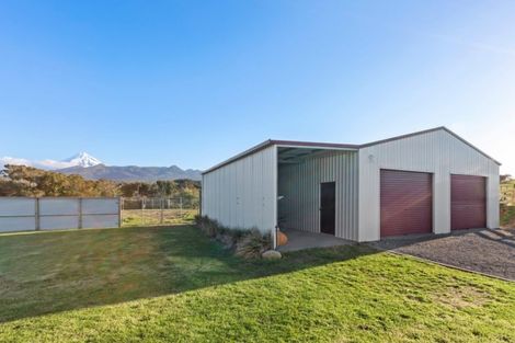 Photo of property in 1375 Carrington Road, Hurworth, New Plymouth, 4371