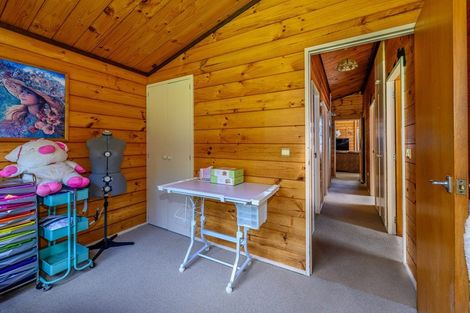 Photo of property in 25a Marchant Place, Westown, New Plymouth, 4310