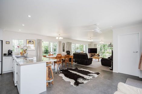 Photo of property in 14 Aerodrome Road, Dannevirke, 4972