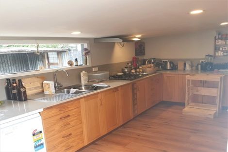 Photo of property in 10 Mckenzie Place, Waikuku Beach, 7402