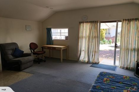 Photo of property in 80 Withells Road, Avonhead, Christchurch, 8042