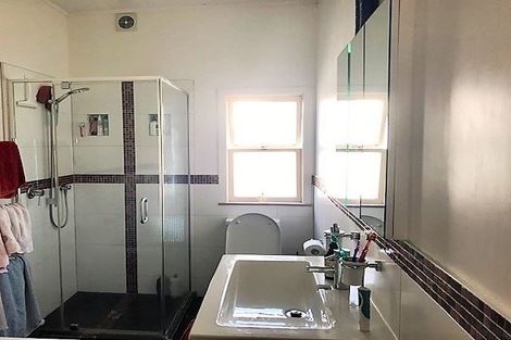 Photo of property in 39 Quebec Road, Milford, Auckland, 0620