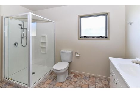 Photo of property in 22 Mission Road, Port Waikato, Tuakau, 2695