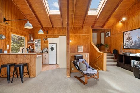 Photo of property in 32b Mackinnon Terrace, Sunshine Bay, Queenstown, 9300