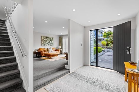 Photo of property in 15 Javelin Close, Gulf Harbour, Whangaparaoa, 0930