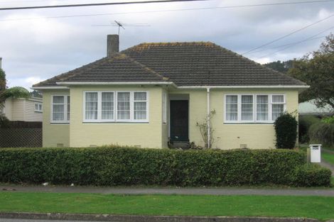 Photo of property in 106 Reynolds Street, Taita, Lower Hutt, 5011