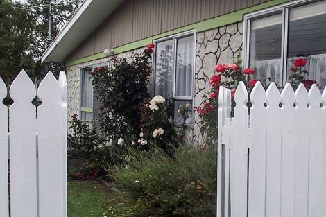 Photo of property in 1/7 Kent Street, Carterton, 5713