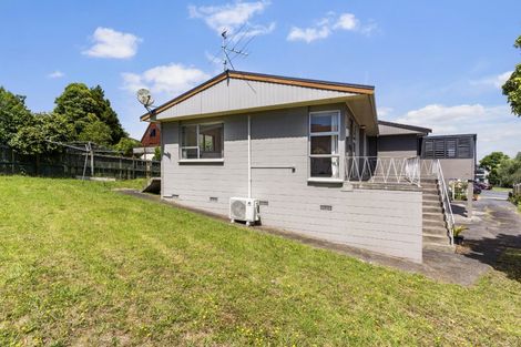 Photo of property in 3/68 Takutai Avenue, Half Moon Bay, Auckland, 2012