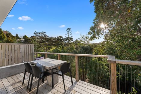 Photo of property in 54 The Avenue, Albany, Auckland, 0632