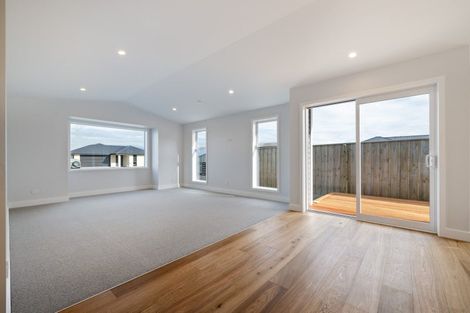 Photo of property in 27 Plover Avenue, Amberley, 7410