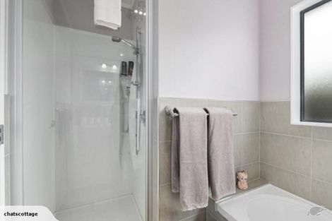 Photo of property in 71 Rhodes Drive, Kelvin Grove, Palmerston North, 4414