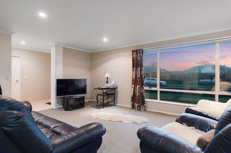 Photo of property in 22 Coleraine Drive, Rototuna, Hamilton, 3210