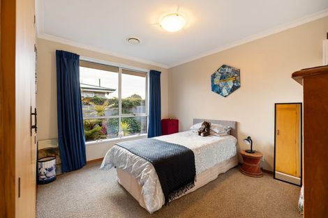 Photo of property in 110 Saint Johns Street, Woolston, Christchurch, 8062