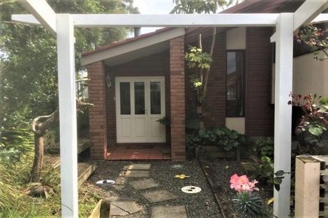 Photo of property in 237 Te Atatu Road, Te Atatu South, Auckland, 0610