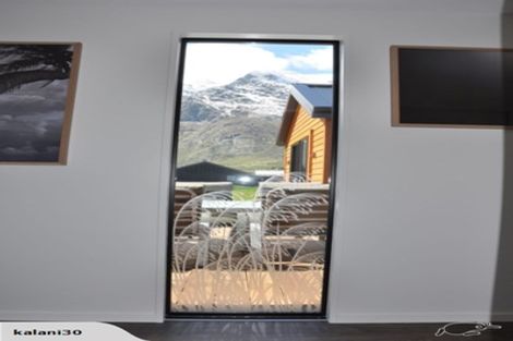 Photo of property in 36 Jacks Point Rise, Jacks Point, Queenstown, 9371