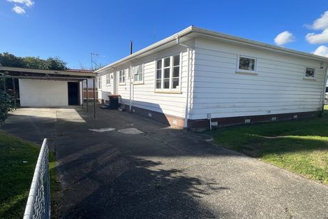 Photo of property in 14 Waterloo Crescent, Hokowhitu, Palmerston North, 4410