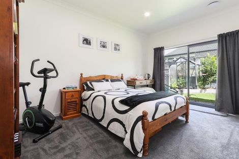 Photo of property in 43 Tawavale Street, Pukehangi, Rotorua, 3015