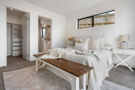 Photo of property in 25 Baumea Rise, Massey, Auckland, 0614