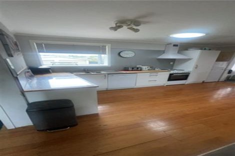 Photo of property in 13 Cooper Place, Papakura, 2110