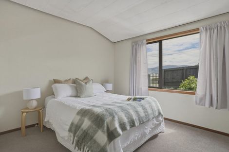 Photo of property in 122 Larnach Road, Vauxhall, Dunedin, 9013