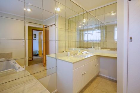 Photo of property in 38 Waterfront Road, Pukenui, 0484