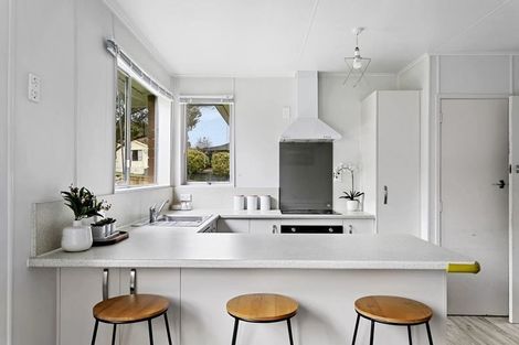 Photo of property in 30 Hyde Avenue, Richmond Heights, Taupo, 3330