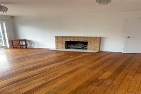 Photo of property in 6 Huxley Place, Glen Innes, Auckland, 1072