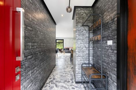 Photo of property in 112 Kawiu Road, Levin, 5510