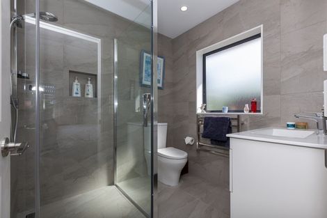 Photo of property in 68 Guildford Drive, Paraparaumu, 5032