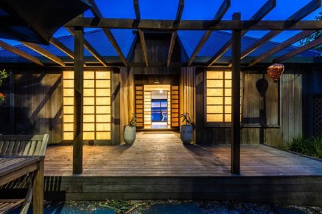 Photo of property in 84 Ames Street, Paekakariki, 5034