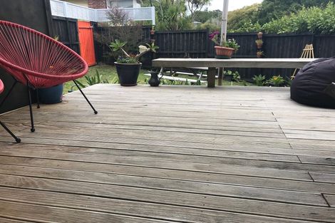 Photo of property in 2/25 Birchfield Road, Hauraki, Auckland, 0622