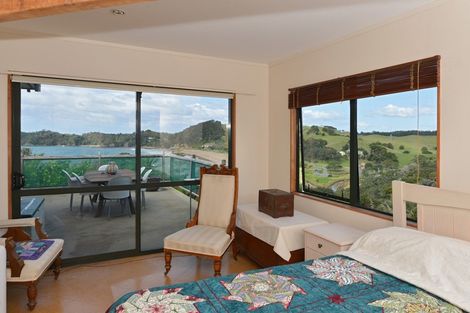 Photo of property in 3 Kaone Point Road, Matapouri, Whangarei, 0173