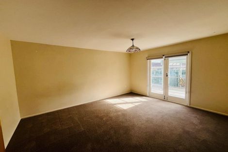 Photo of property in 116 Avonhead Road, Avonhead, Christchurch, 8042