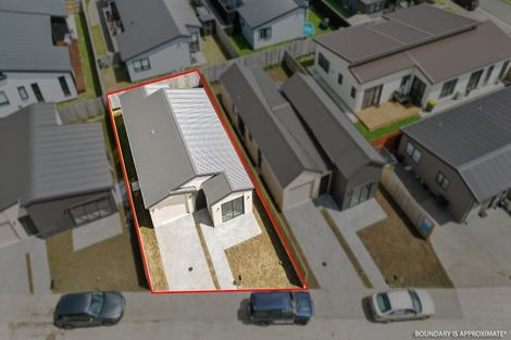 Photo of property in 9 Poutawa Lane, Clarks Beach, 2122