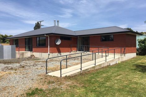 Photo of property in 5 Mill Street, Clinton, 9534