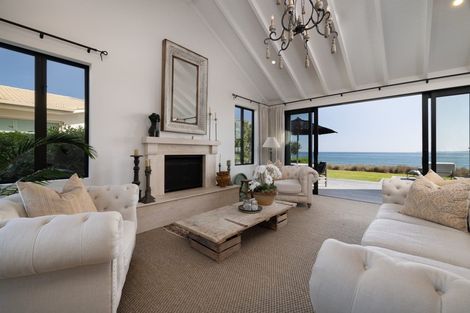 Photo of property in 23 Karewa Parade, Papamoa Beach, Papamoa, 3118