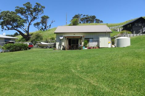Photo of property in 18 Motutara Road, Oakura, Hikurangi, 0184