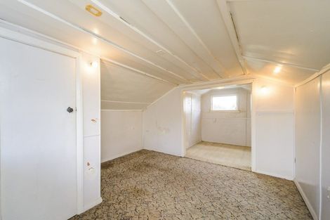 Photo of property in 11 Rosalie Terrace, Kelvin Grove, Palmerston North, 4414