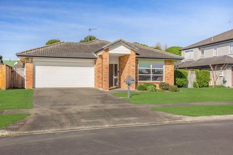 Photo of property in 28 Belfry Place, Wattle Downs, Auckland, 2103