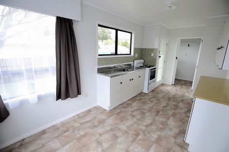 Photo of property in 1 Norfolk Place, Pukete, Hamilton, 3200