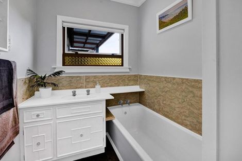 Photo of property in 149 South Road, Hawera, 4610