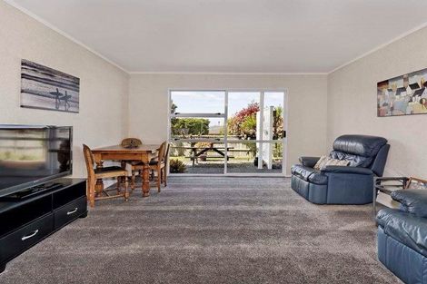 Photo of property in 7 Soling Place, West Harbour, Auckland, 0618