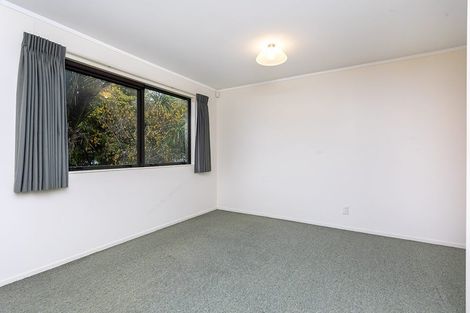 Photo of property in 5 Titchener Street, New Lynn, Auckland, 0600