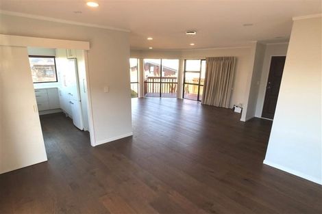 Photo of property in 3/111 Donovan Street, Blockhouse Bay, Auckland, 0600